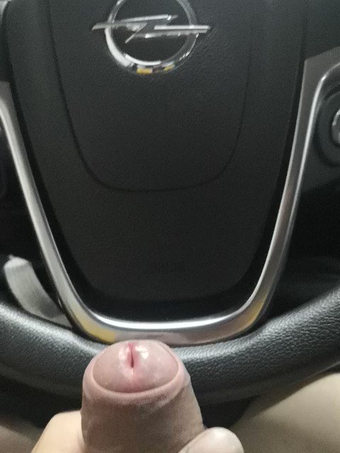 Carplay!!!
#horny #hornycock #erection #twink #bisexual #bicurious #gay #follow #retweet #masturbate