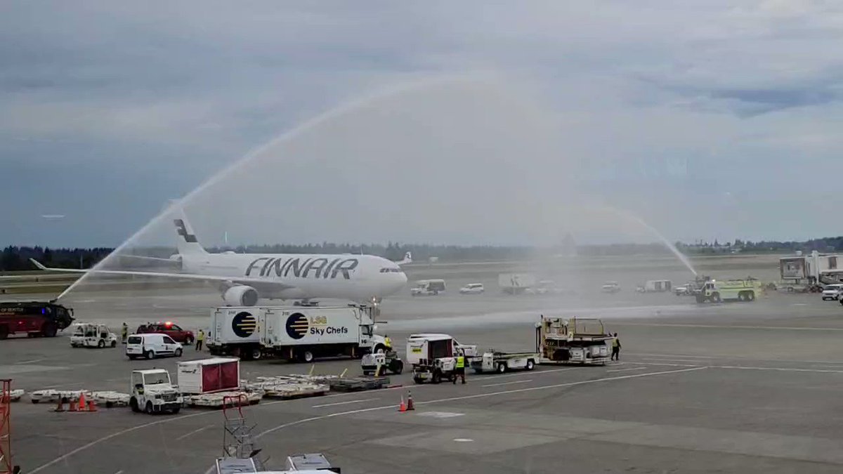 RT @EricGattenby1: Welcome to @PortofSeattle @Finnair AY 33 arriving from Helsinki.  

@traveloneworld @AlaskaAir https://t.co/zmBtoJw6iY