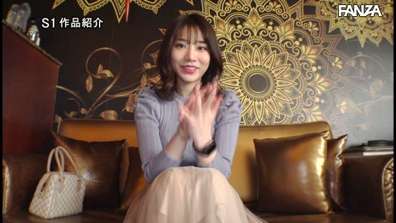 あなたのチンポへ突撃ラブ♡
10発射精しても、朝を迎えても、河北彩花にひたすら犯●れたい… https://t.co/euSWbUDcQd