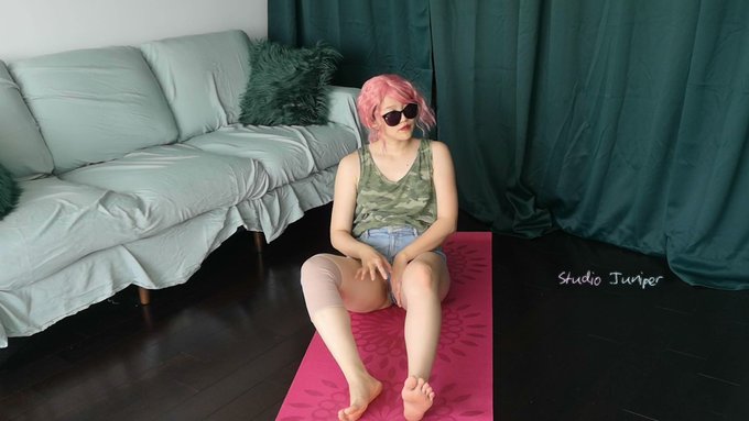 👀  @FSSandMore @upskirtn @upskirthotties @flash_n_funn someone needs to make an upshorts twitter 😂 https://t<a class="tags" target="_blank" title="On Twitter" href="/?out=eyJ0eXAiOiJKV1QiLCJhbGciOiJIUzUxMiJ9.eyJpYXQiOjE3MjE2MTU3MTIsImlzcyI6InR3cG9ybnN0YXJzLmNvbSIsIm5iZiI6MTcyMTYxNTcxMiwiZXhwIjoxNzUzMTUxNzEyLCJyZWRpcmVjdF91cmwiOiJodHRwczovL3R3aXR0ZXIuY29tL0ZTU2FuZE1vcmUifQ.1bF0rQyiGTXjz_cDjDB9j7S6AW-eVq8_tDuTnfCI3cbHZ1WAIQdm_lWkREQSjJpbKkCa2IpdhFILCE-kqS4LIg">@FSSandMore</a><a class="tags" target="_blank" title="On Twitter" href="/?out=eyJ0eXAiOiJKV1QiLCJhbGciOiJIUzUxMiJ9.eyJpYXQiOjE3MjE2MTU3MTIsImlzcyI6InR3cG9ybnN0YXJzLmNvbSIsIm5iZiI6MTcyMTYxNTcxMiwiZXhwIjoxNzUzMTUxNzEyLCJyZWRpcmVjdF91cmwiOiJodHRwczovL3R3aXR0ZXIuY29tL3Vwc2tpcnRuIn0.8cVMV3bH-SGzyAhMcdkEOt2BI3kLjRNzAWTg01RkFGZfZNRrDzM7eFKeUPtNrqjIfTnQ5LyQEpeOtXiZB6EOGA">@upskirtn</a><a class="tags" target="_blank" title="On Twitter" href="/?out=eyJ0eXAiOiJKV1QiLCJhbGciOiJIUzUxMiJ9.eyJpYXQiOjE3MjE2MTU3MTIsImlzcyI6InR3cG9ybnN0YXJzLmNvbSIsIm5iZiI6MTcyMTYxNTcxMiwiZXhwIjoxNzUzMTUxNzEyLCJyZWRpcmVjdF91cmwiOiJodHRwczovL3R3aXR0ZXIuY29tL3Vwc2tpcnRob3R0aWVzIn0.wQbwQluK7OjvRp1q5hIpdxw10jaB38C1_ypcLeMoXIZdKYAalPvMe3cQnJhtZbNsvVlyJKcqFDpIR8pvnIpqBQ">@upskirthotties</a><a class="tags" target="_blank" title="On Twitter" href="/?out=eyJ0eXAiOiJKV1QiLCJhbGciOiJIUzUxMiJ9.eyJpYXQiOjE3MjE2MTU3MTIsImlzcyI6InR3cG9ybnN0YXJzLmNvbSIsIm5iZiI6MTcyMTYxNTcxMiwiZXhwIjoxNzUzMTUxNzEyLCJyZWRpcmVjdF91cmwiOiJodHRwczovL3R3aXR0ZXIuY29tL2ZsYXNoX25fZnVubiJ9.HwhPL6R0UjeEdQ5hL9e7_uWSUnMMxuk2yEdC8po4Uv2PUYM0e4I7CEwnqyNkM1xsELU7SkPrB1u6B2AWV2EX_g">@flash_n_funn</a><a href="/tag/nsfw"class="tags"><span>#nsfw</span></a><a href="/tag/upskirt"class="tags"><span>#upskirt</span></a><a href="/tag/asmr"class="tags"><span>#asmr</span></a><a href="/tag/pussyslip"class="tags"><span>#pussyslip</span></a>