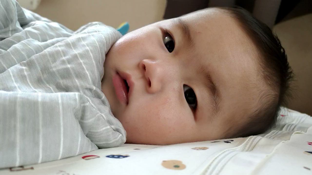 ツッチー ロデヒヒ 寝起き二重推奨委員会 T Co Snndyuszdw Twitter