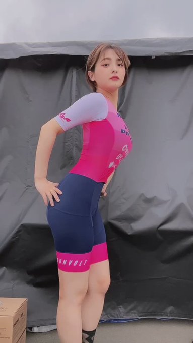 グラビアアイドル片岡沙耶のTwitterエロ動画2