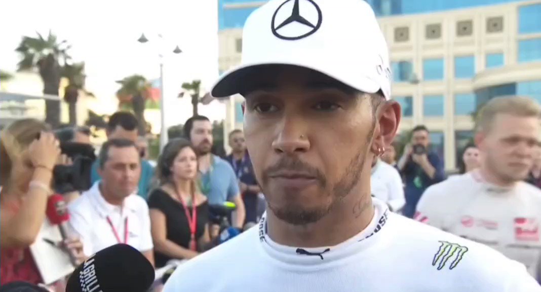 RT @burning__fire: this lewis hamilton is officially back
https://t.co/M4ZsoUOTgz