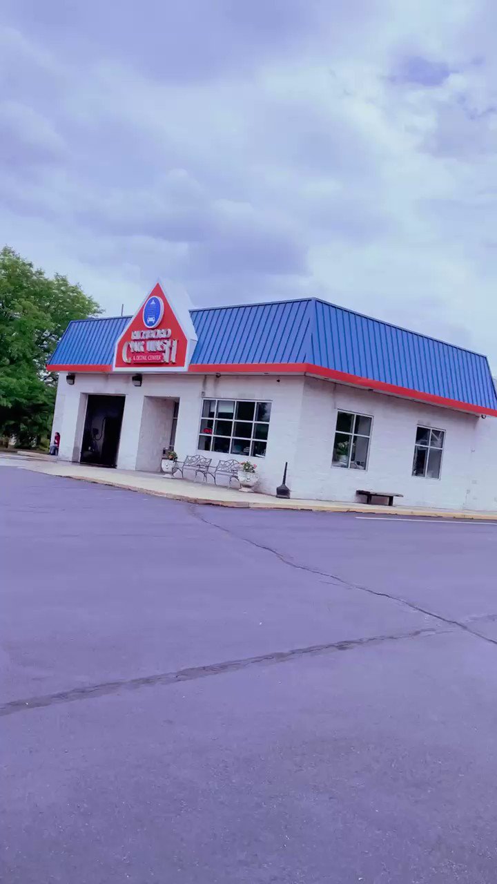 Optimum Media / Twitter