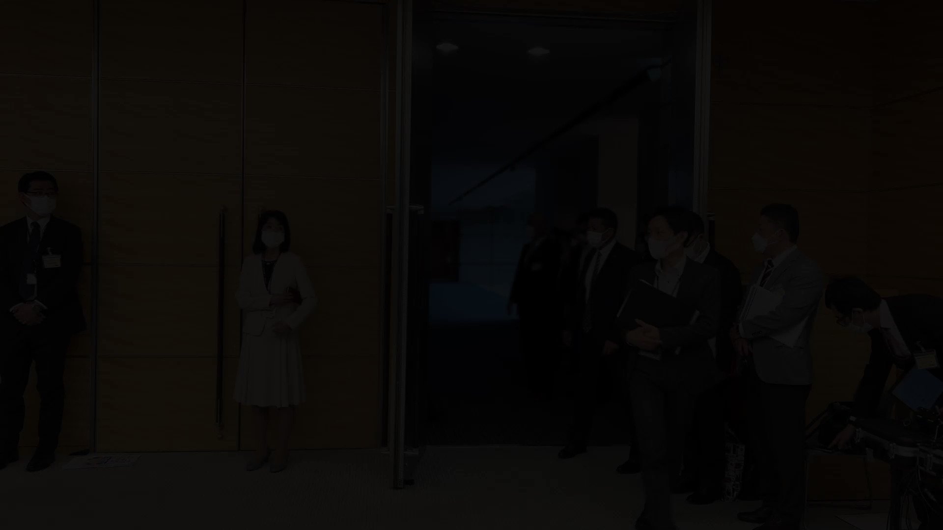 [情報] 岸田首相：最近笑不太出來，因為鯉魚隊..
