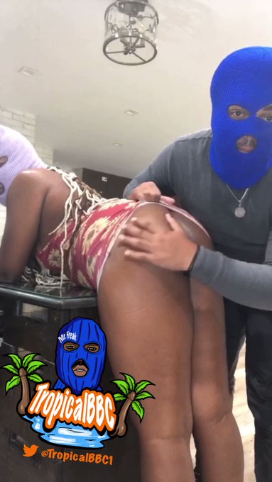 Ass was soft like jello 😚🙈 https://t.co/ZvcI70Wr2P