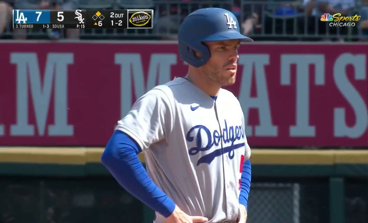 MLB Errors on Twitter "Tony La Russa decided to intentionally walk