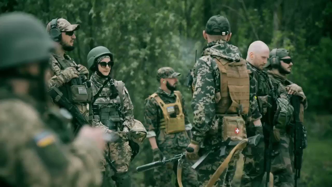 MilitaryLand.net on Twitter: "📽️The new recruits of Carpathian Sich  volunteer battalion undergoing military-tactical training and will soon be  deployed to eastern Ukraine to support Ukrainian Army. #UkraineRussiaWar  https://t.co/m3PM3DpsoI" / Twitter