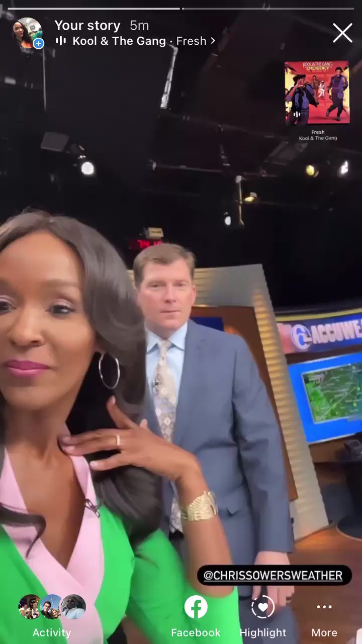 TaRhonda Thomas on Twitter: ". @chris_sowers hair flip is unmatched… #