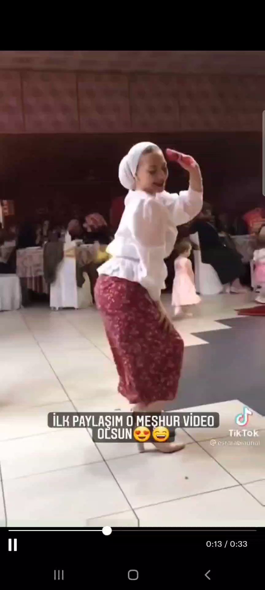 Türk Ünlüler on X: Esra rabia ünal Kucağımda da salla öyle çok güzel olur  🔥🔥 t.co8CCDOhgk6E  X