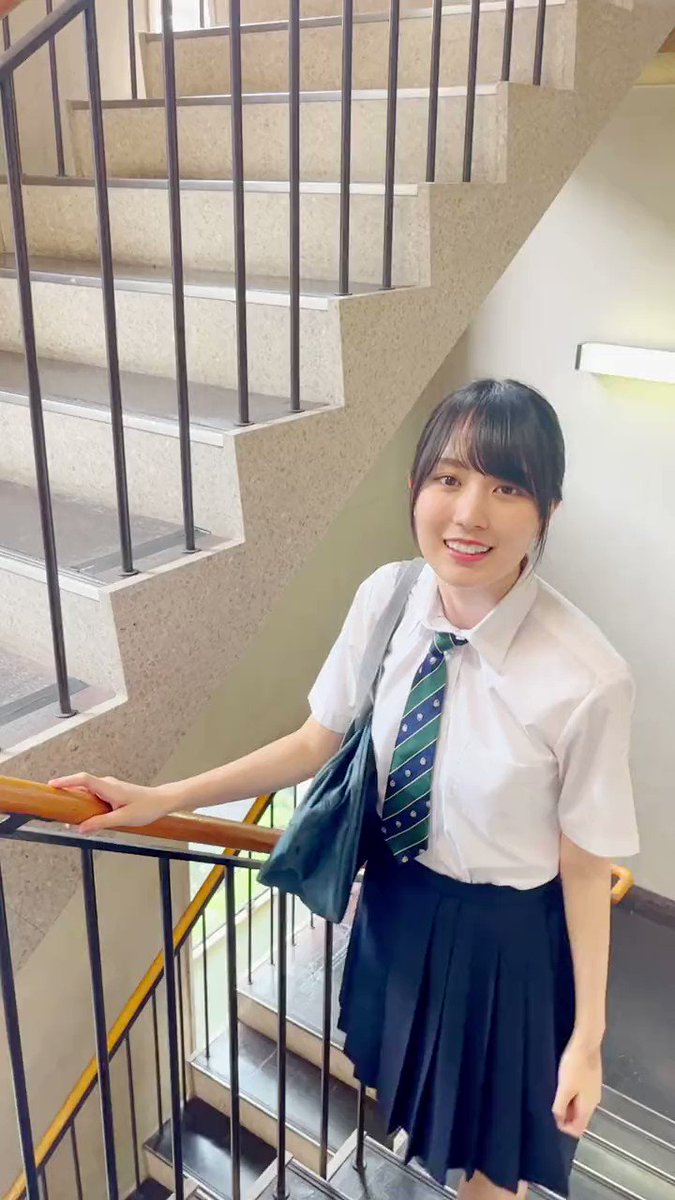 乃木坂46賀喜遥香 1st 写真集 「まっさら」好評発売中【公式