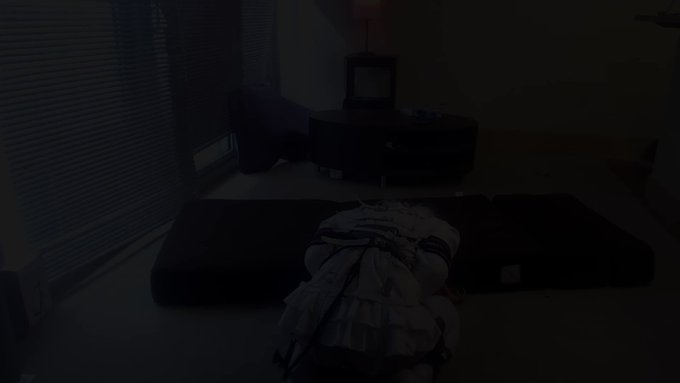 Used to have this modified sj with zipper openings at sleeves' end. Think it's possible to tighten any<a href="/tag/bondage"class="tags"><span>#bondage</span></a><a href="/tag/chastity"class="tags"><span>#chastity</span></a>