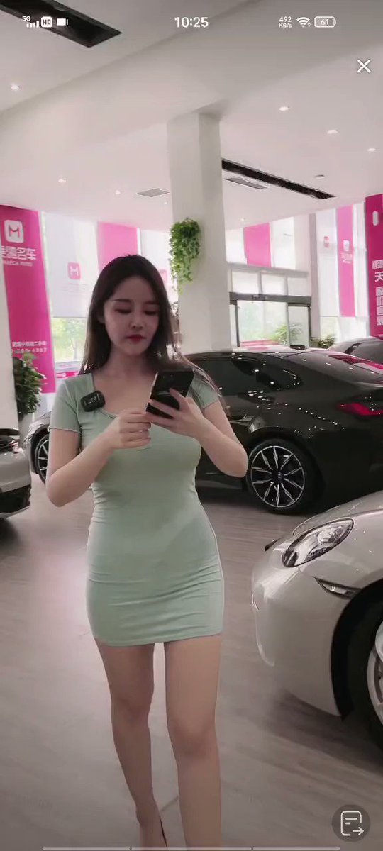 越南小孩开大车诱惑    
