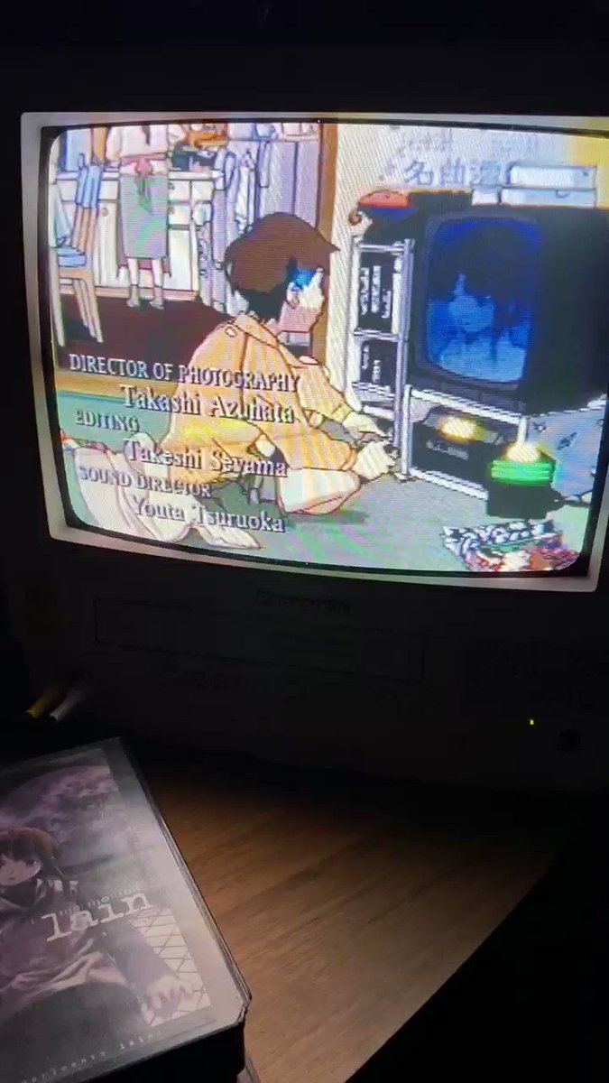今観ても『lain』のOPは凄い・・・と思ったら単なるVHSテープの劣化