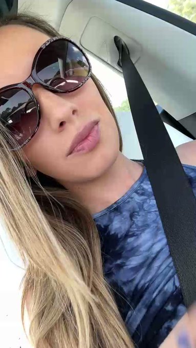 Heading to work! https://t.co/9Hy5Klj6xa<a href="/tag/pov"class="tags"><span>#pov</span></a><a href="/tag/footjob"class="tags"><span>#footjob</span></a>