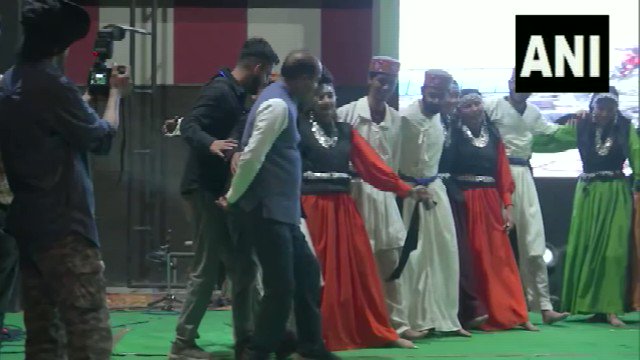 #WATCH Himachal Pradesh CM Jairam Thakur enjoys a light moment, dancing the trad... - Kannada News