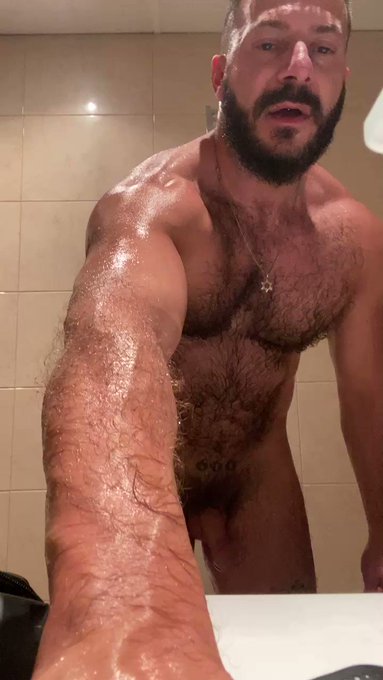 MIERCOLES HUMEDOS ?? 
ME SECAS? ?? https://t.co/nV06AxQ5Ro