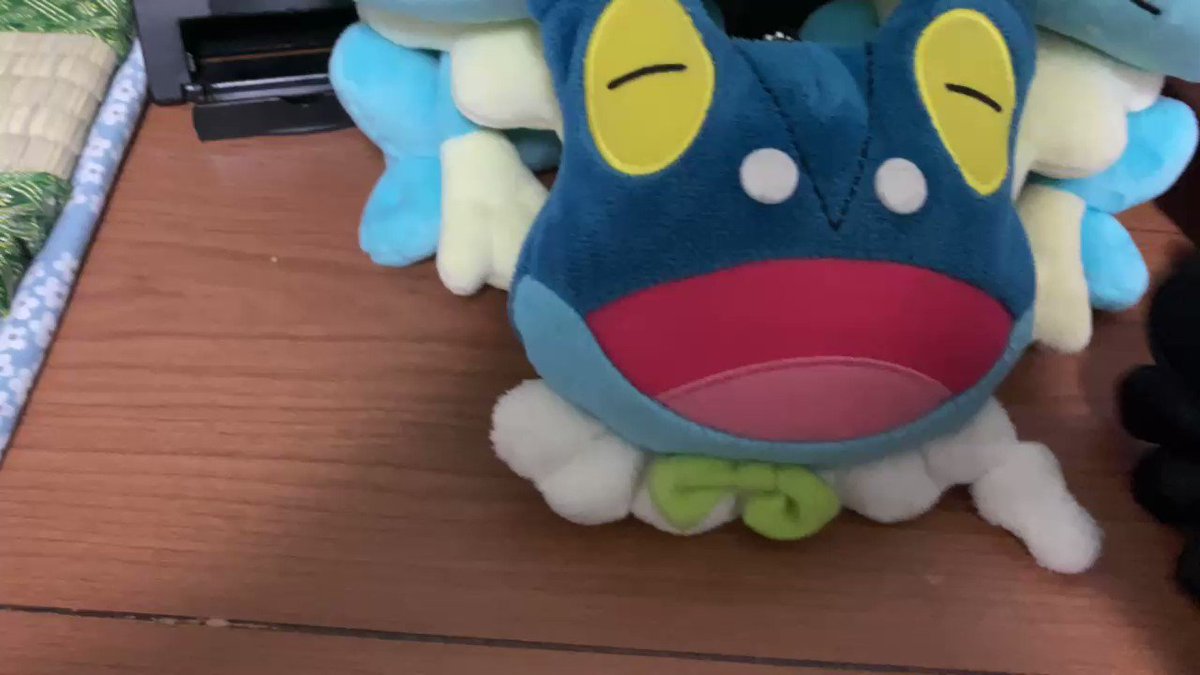濃いピンク系統 ポケモンセンター ぬいぐるみ ゲコガシラ テールナー