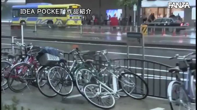 ⭐️【セール】⭐
    ～6月20日(月) 朝10:00 まで  200円～
️
出張先が記録的豪雨で童貞部下と突然相部屋に…雨で濡れた身体… https://t.co/cRLStM6ChL