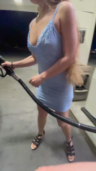 Stopped at a gas station and felt like showing off for the security cameras ? https://t.co/5lm3McL5B