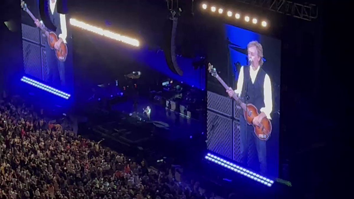 𝘴𝘬𝘺𝘮𝘰𝘥𝘴 on Twitter "RT BeatlesEarth Sir. Paul McCartney brought out