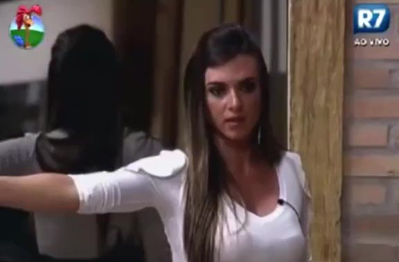 acordei assim hoje https://t.co/rkYnfYzWKC