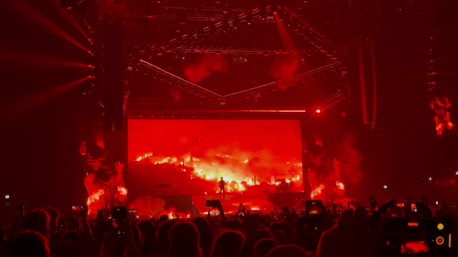 Katja Herbers on Twitter "BILLIE EILISH was a dream of pure artistry