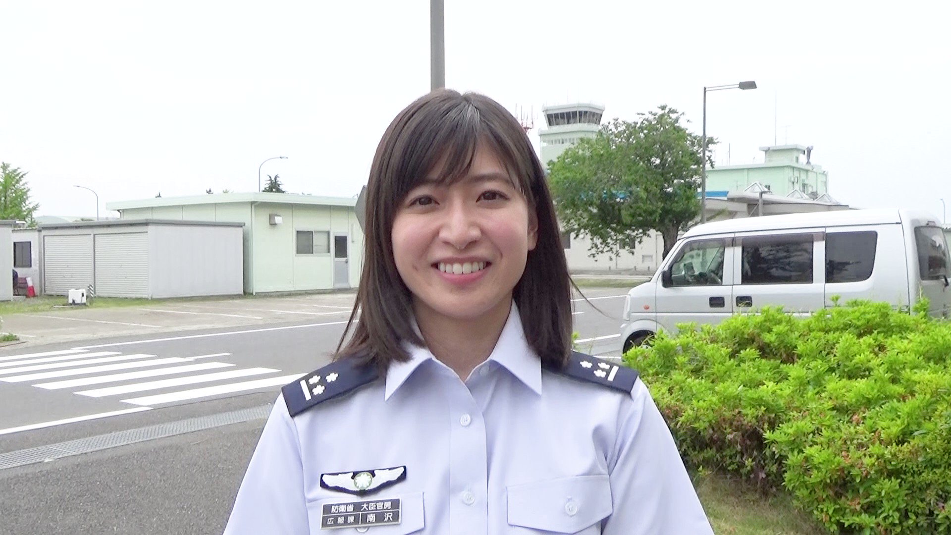 Mamor Official Mamor８号 表紙 女神は 南沢奈央 さん 百里基地 での撮影 特集は 世界のミサイル百科事典 です 世界には何種類の ミサイル があるのでしょう ミリタリーレポートは ａｉ プログラム部隊が国防を変える です