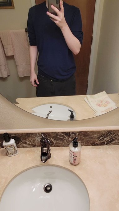 lol

#nsfwtwt #nsfw #onlyfans #straight #bisexual #bi #gay #twink #bwc #uncut #soft #hard #cock #cum