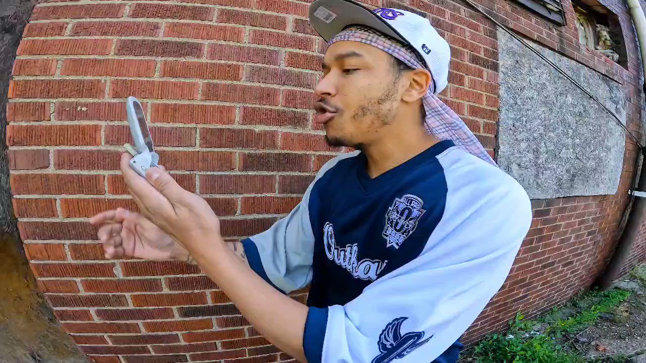 Lou Ratchett on Twitter: “Hanging up with flip phones was epic back in