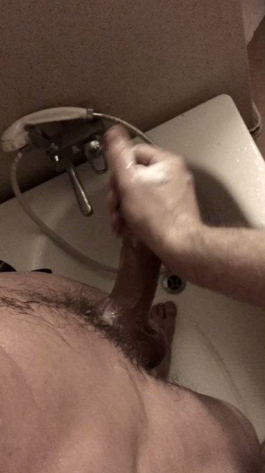 #nsfwtwt? https://t.co/UZQZTIszIy
