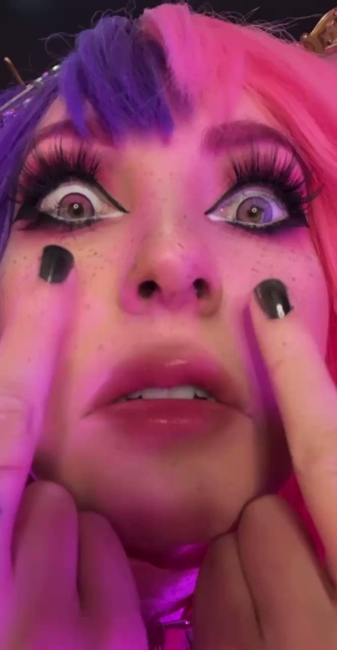 💖ironmouse😈VSHOJO💖 on Twitter "RT JessicaNigri I’m alive I’m dead(03)