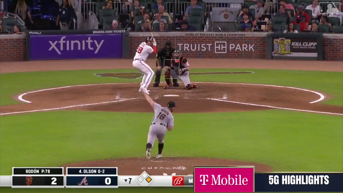 Giants at Braves / Twitter