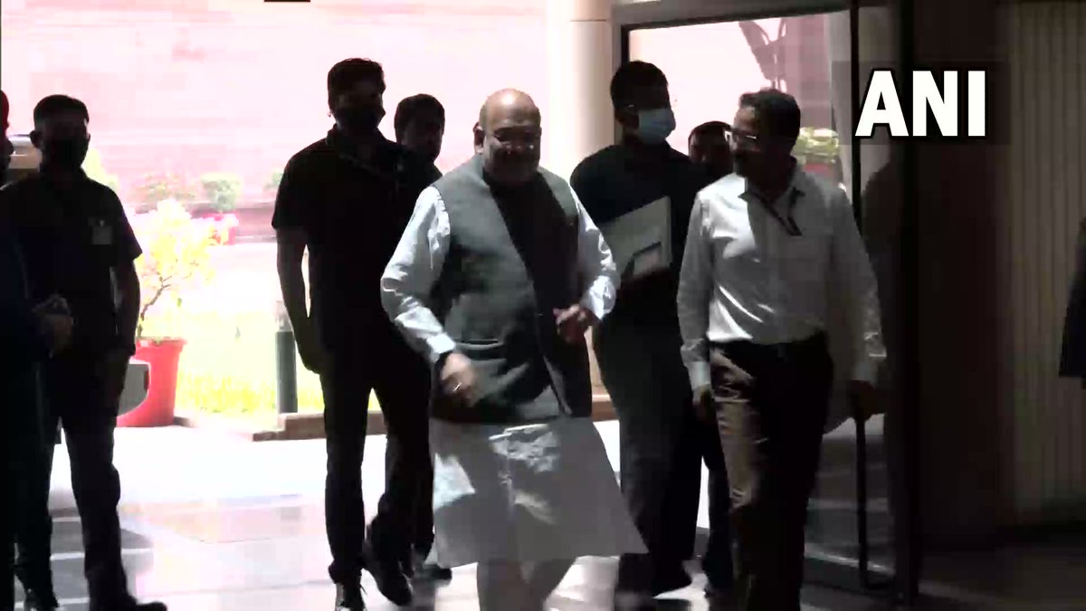 #WATCH | New Delhi: Union Home Minister Amit Shah arrives at Parliament building…