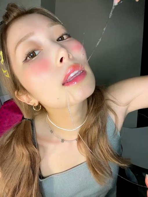 AV女優佐伯由美香のTwitterエロ動画10