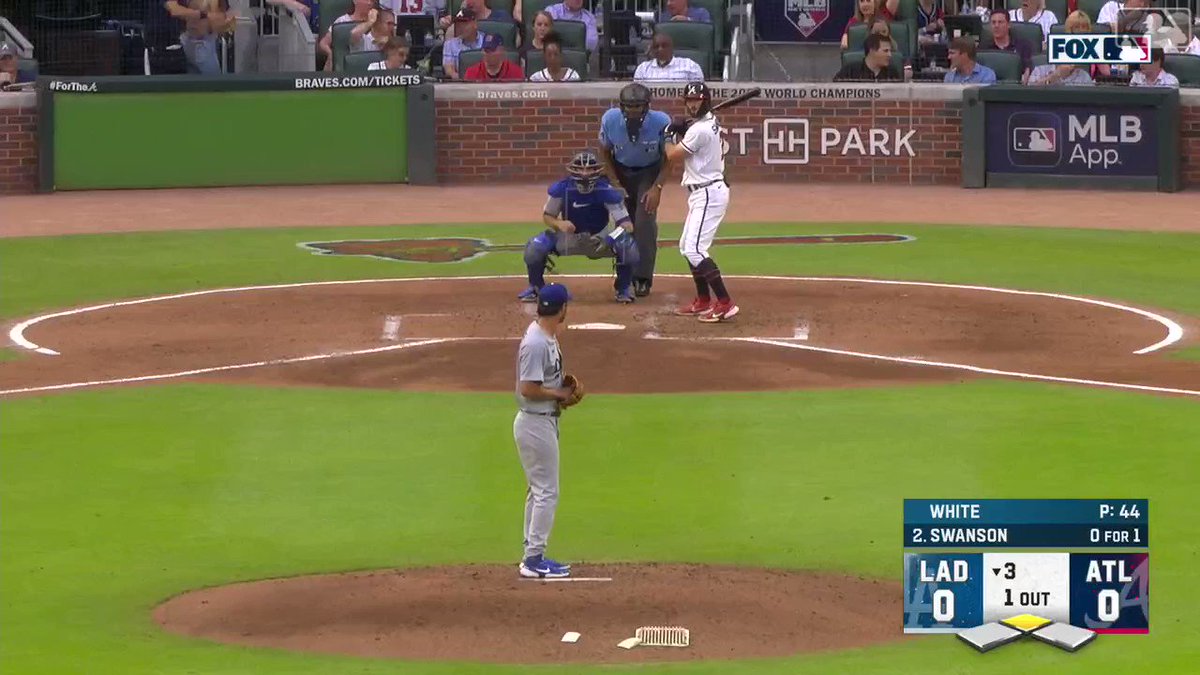 Dodgers at Braves / Twitter