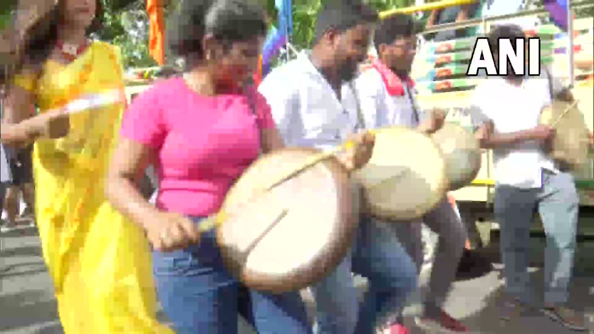 #WATCH | People danced to traditional beats as they participated in the Chennai …