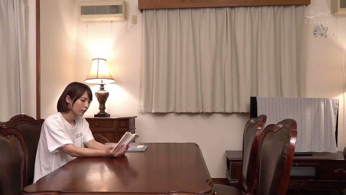 黒人さんのデカチンを小さなおマ〇コに挿入してガンガン突きまくる https://t.co/p1flyyxSZr