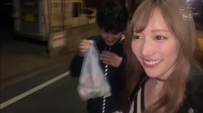 Hカップの小悪魔美女がM男クンの自宅にお邪魔します。
 https://t.co/l7VoSroKze
