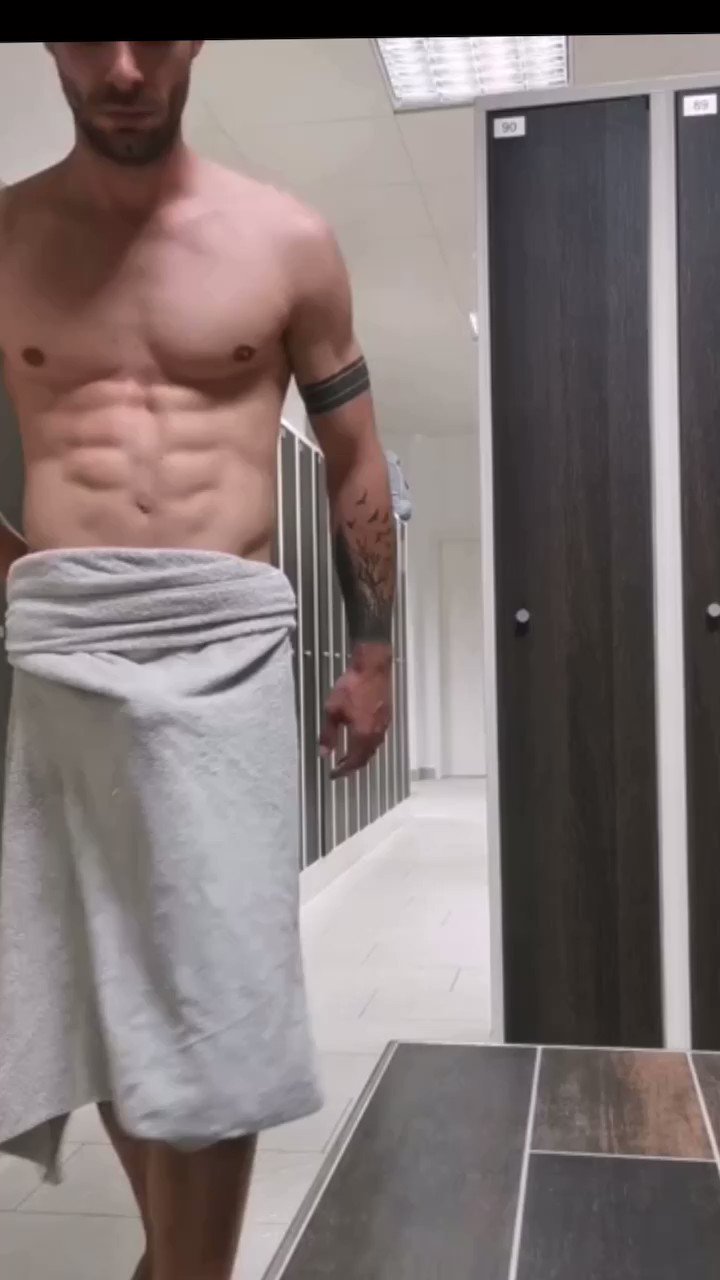 Lockerroomlookers on Twitter "https //t.co/HTr2agiUlH" / Twitter