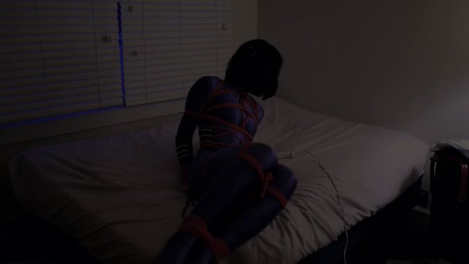 The toy be slippin... https://t.co/HlxKKzoMkp<a href="/tag/bondage"class="tags"><span>#bondage</span></a><a href="/tag/chastity"class="tags"><span>#chastity</span></a>