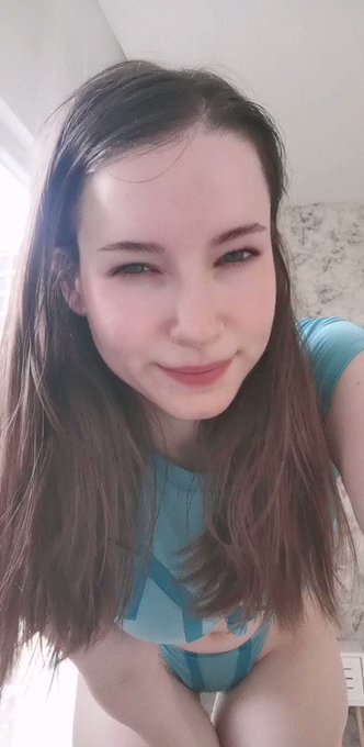 I received this super cute bikini from Fira x Wear by @cutiepiesensei 😍 https://t.co/ZpgPp8JzSf