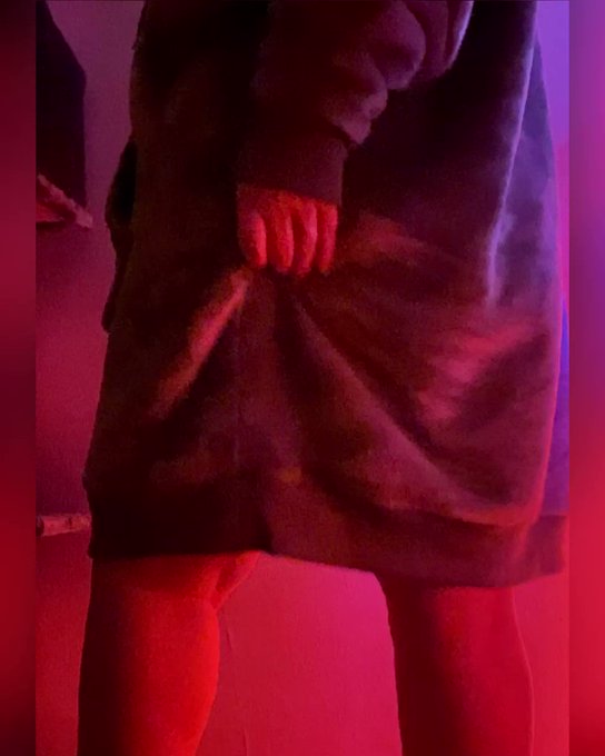 Ups&hellip; call&oacute; pack en F4nsly 🔥😳 2 fotitos siendo dominada + vid 💕 https://t.co/WfYxMUc5t6<a href="/tag/facereveal"class="tags"><span>#facereveal</span></a><a href="/tag/vtuberes"class="tags"><span>#vtuberes</span></a><a href="/tag/todosconnimu"class="tags"><span>#todosconnimu</span></a>