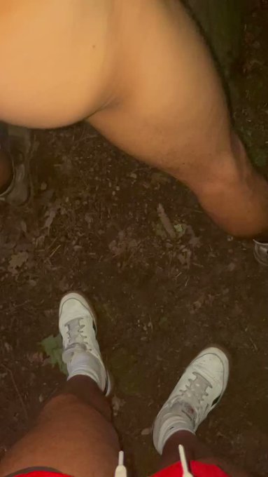 Having my cummy hole fisted with just spit and cum in the middle of the woods
 https://t.co/7UEatmzI