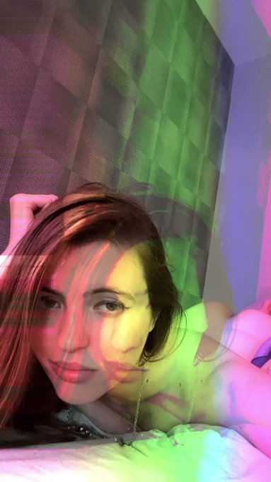 Waiting for you 💜 https://t.co/DCaDV7cYg1 https://t.co/CiQi6iOeoq<a href="/tag/mvsales"class="tags"><span>#mvsales</span></a>