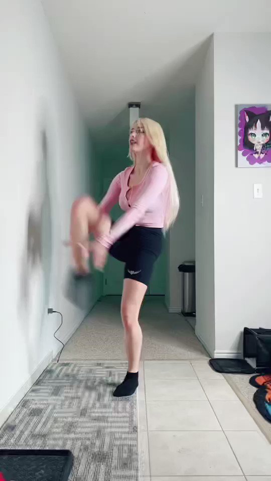Julia Burch on Twitter "RT laurenxburch Flexibility check!"(02)