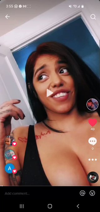 NikkiMidwEsti’s pics and videos