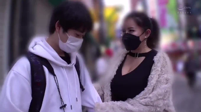 永井マリア 「 一緒に楽しいことしませんか？😈」 「こんなお外でビンビンにしちゃって❤︎」 禁欲で性獣化したダイナマイトボディ痴女が街中で若いチンポを逆ナンパ😈 車の中に連れ込み爆乳と巨尻で欲望のままにチンポを弄ぶ… いくら精子があっても足りません..❤︎