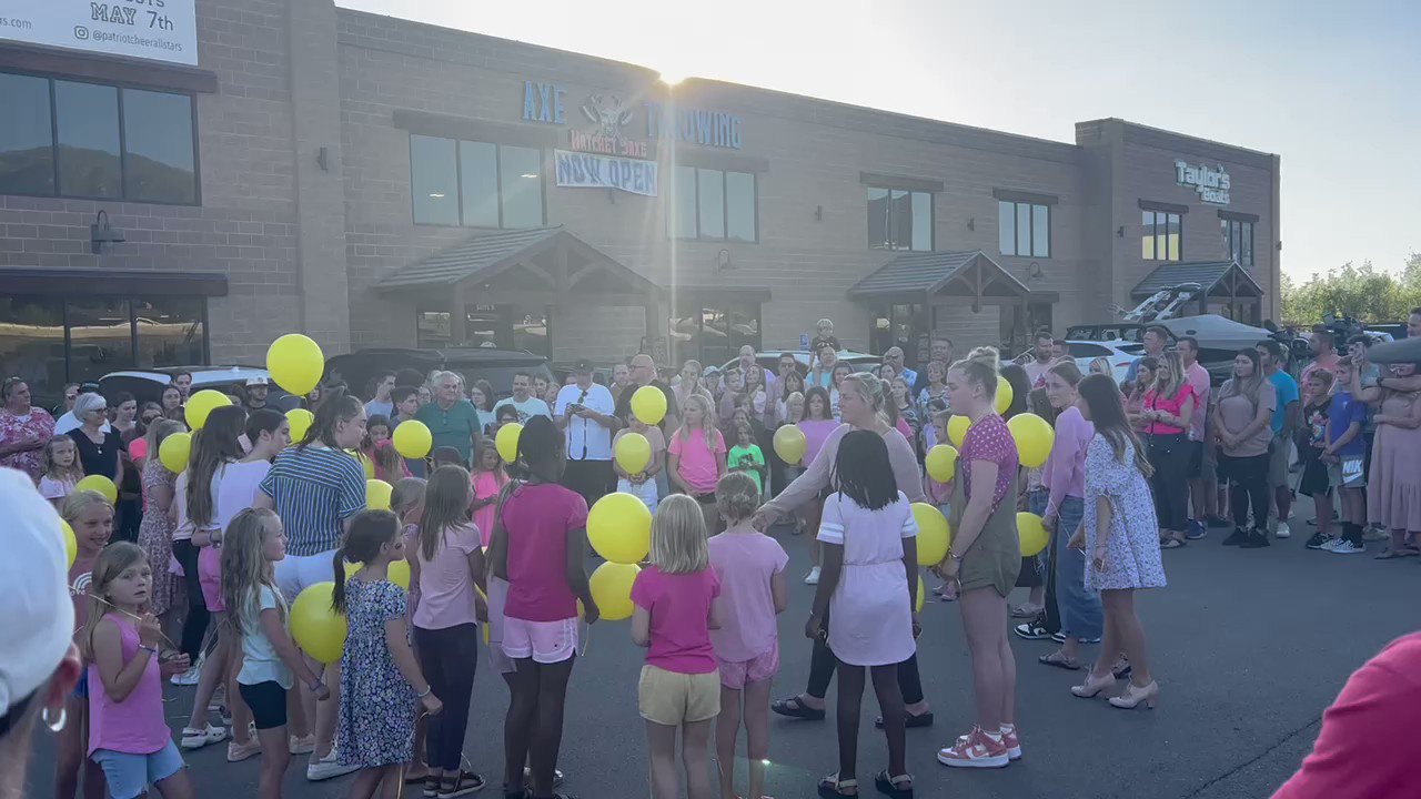 Emily Tencer on Twitter "HAPPENING NOW The Kaysville community