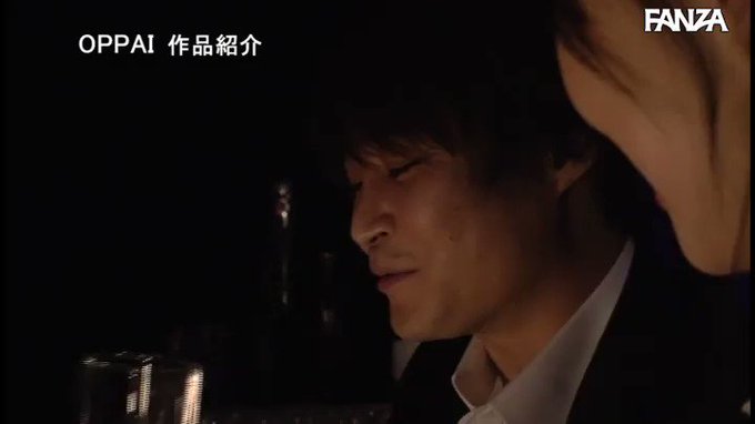 会社の飲み会で終電を逃した僕に「うちに泊まっていきます？」… 月野かすみ https://t.co/QjOK22g8Ct
